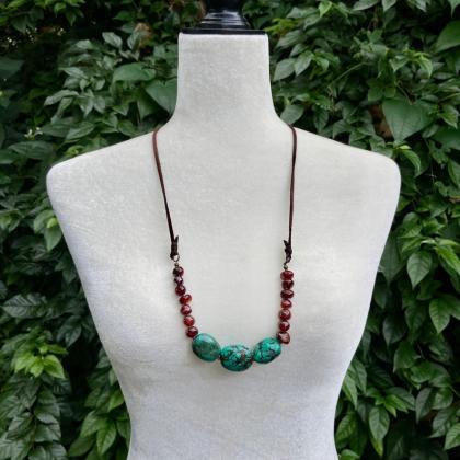 Turquoise Nugget Southwest Blue Green Necklace..