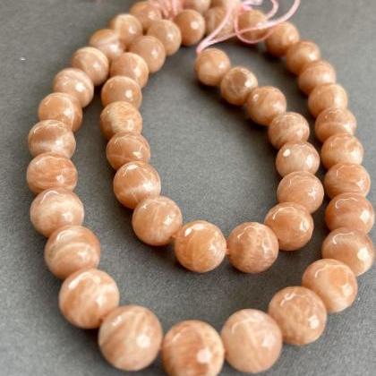 8mm Faceted Natural Round Beads Peach Moonstone..